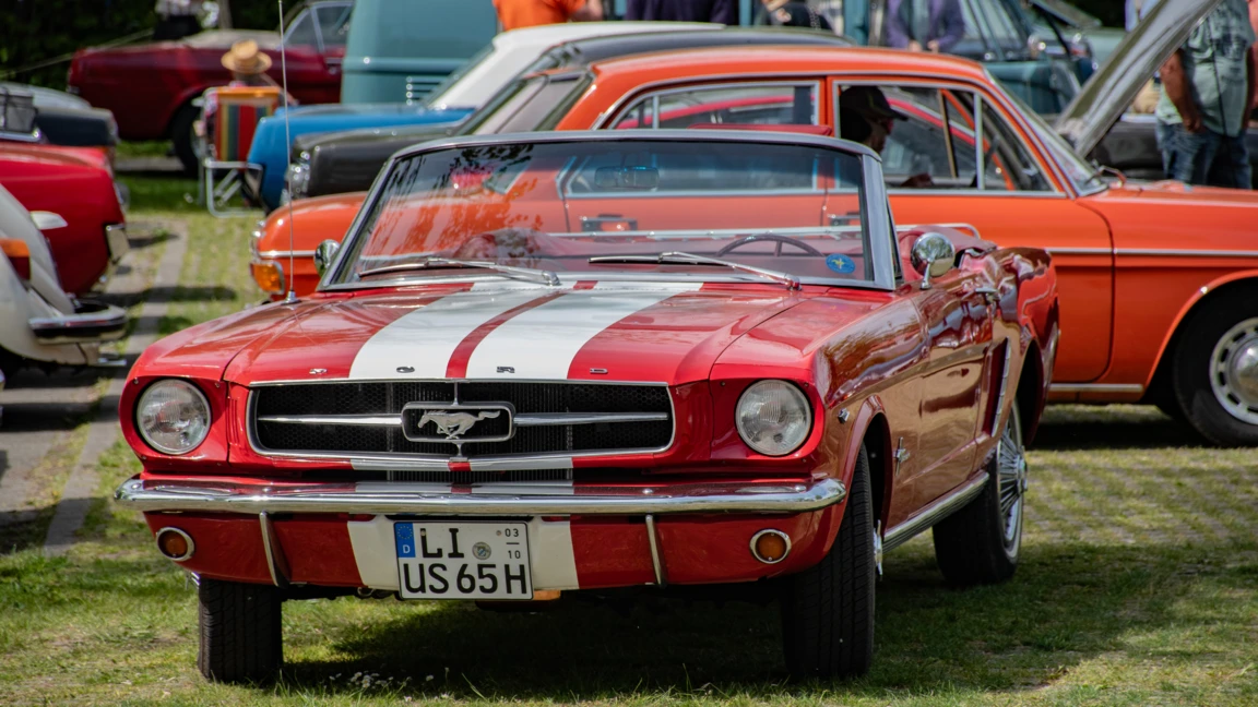 ford-mustang ford-mustang