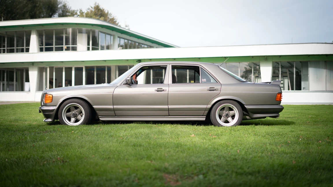 Mercedes-S-Klasse-W126-1983-L008