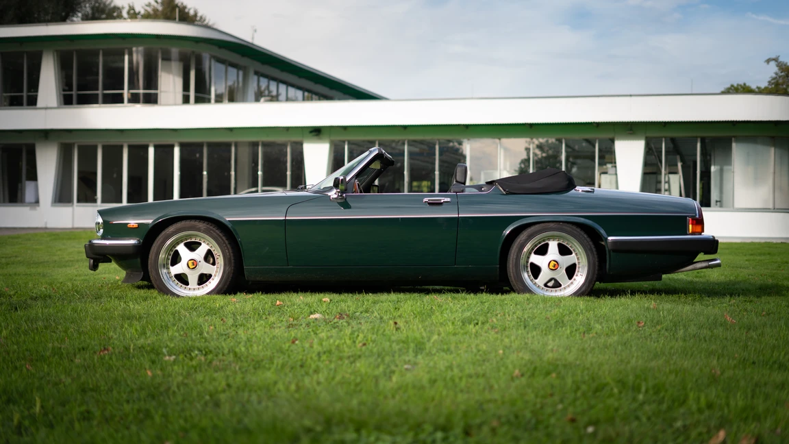 Jaguar-XJS-1990-L008