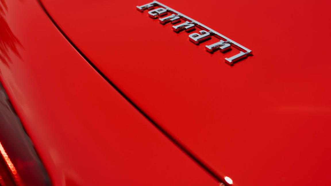 Ferrari-Close Ferrari-Close