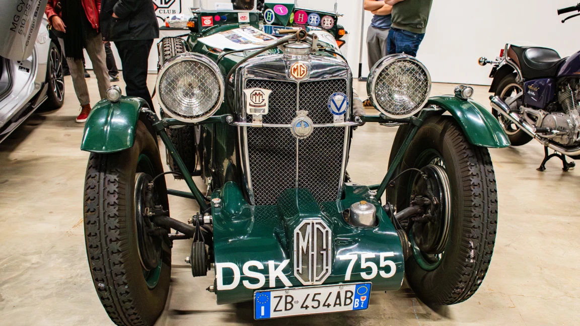 messe01-m003 messe01-m003