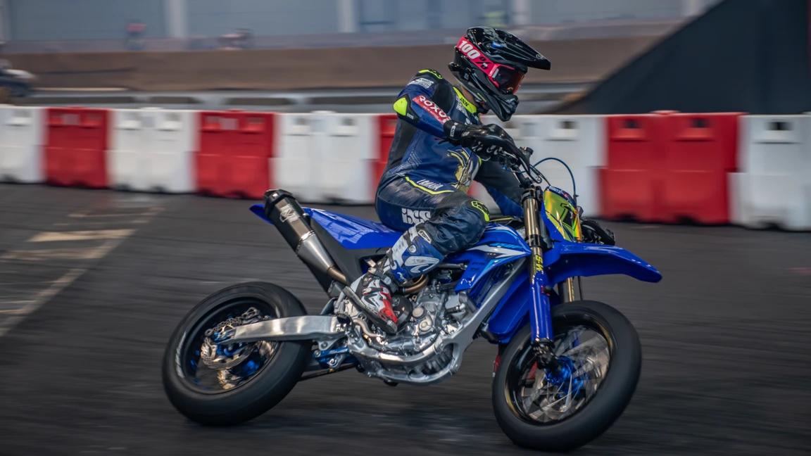 Motorradwelt-M053 Motorradwelt-M053