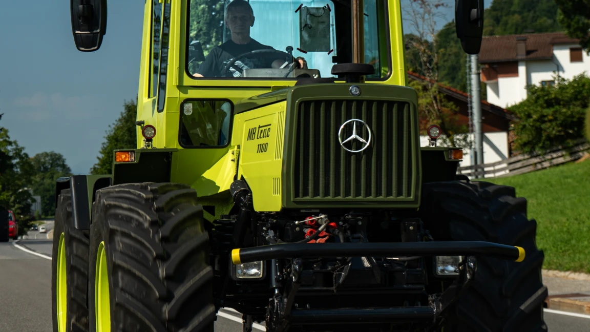 MB-Truck-Close MB-Truck-Close