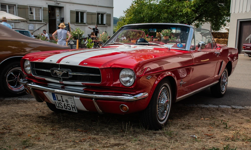 ford-mustang