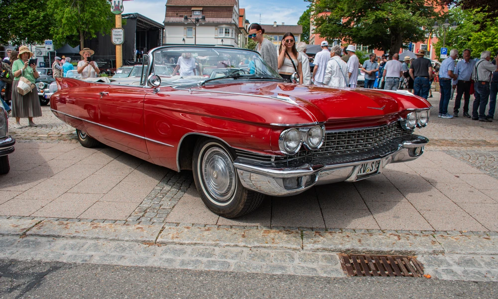 red-cadillac