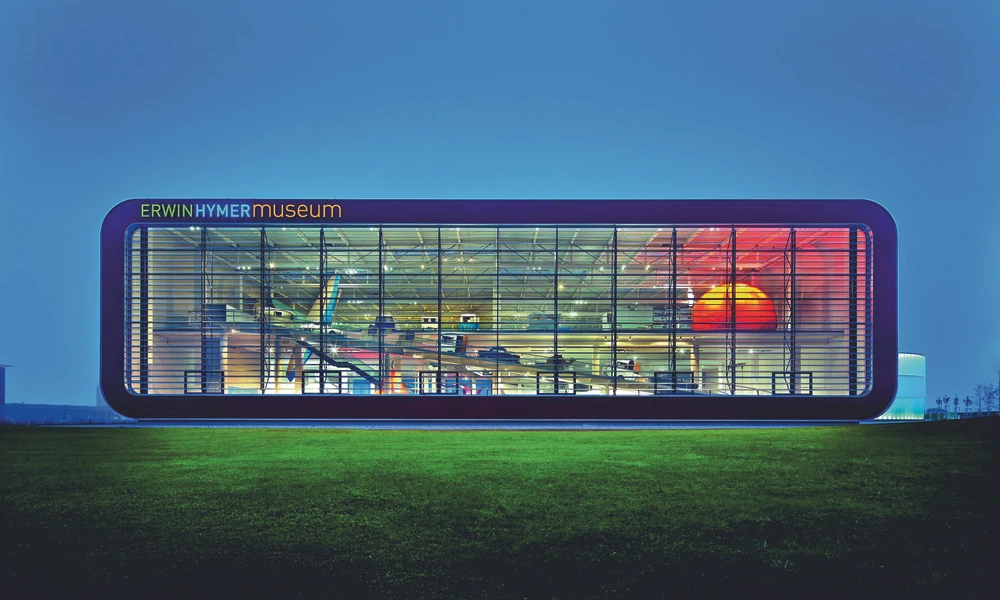 Erwin_Hymer_Museum_Gebaeude_hll_gr