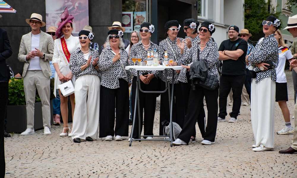 lady-group02