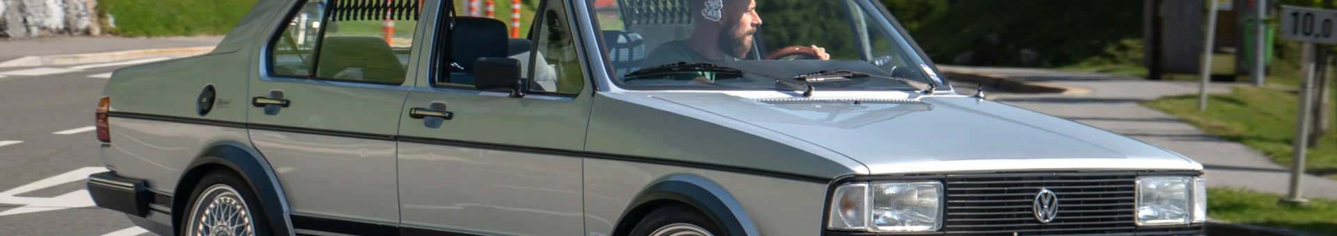 VW-Einfahrt-schräg