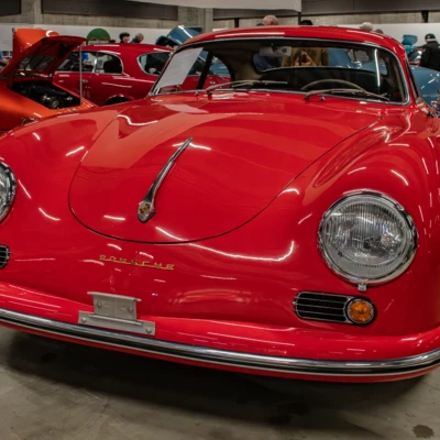 Roter Porsche 356 auf der 19. Oldtimermesse St.Gallen