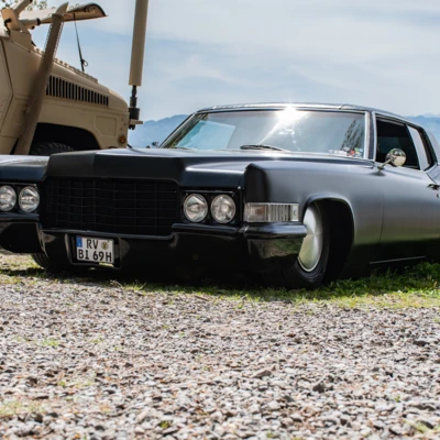 Schwarzer Cadillac in Wasserburg am See bei Oldtimertreffen 2026