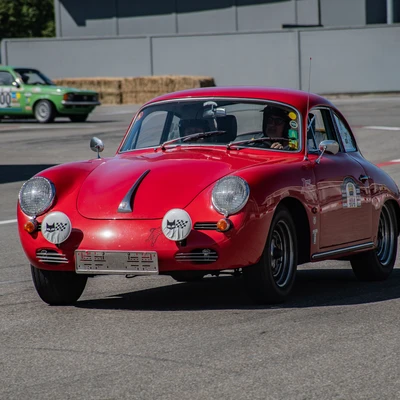 vintage-racing-porsche