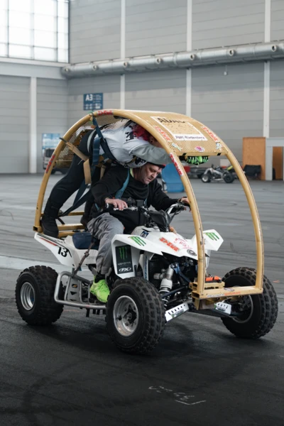 Motorradfahren auf der Motorradwelt 2026 Messe in Friedrichshafen mit einem Quad