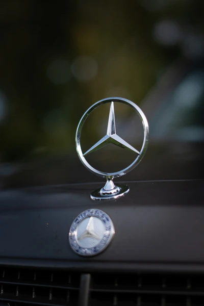 Mercedes-S-Klasse-W126-1983-L010