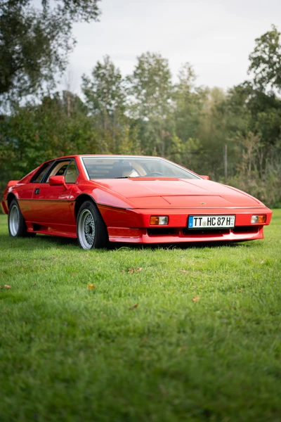 Lotus-Esprit-Turbo-HC-1987-L003