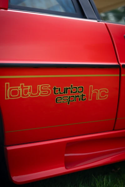 Lotus-Esprit-Turbo-HC-1987-L015