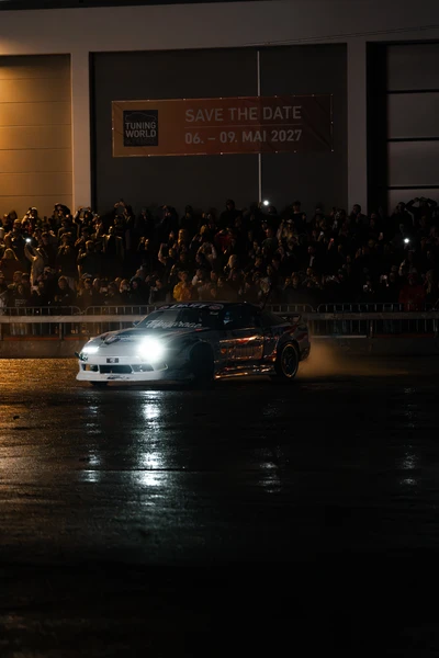 Driftshow mit Auto w&auml;hrend der Tuning World Bodensee 2026