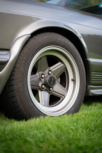 Mercedes-S-Klasse-W126-1983-L011