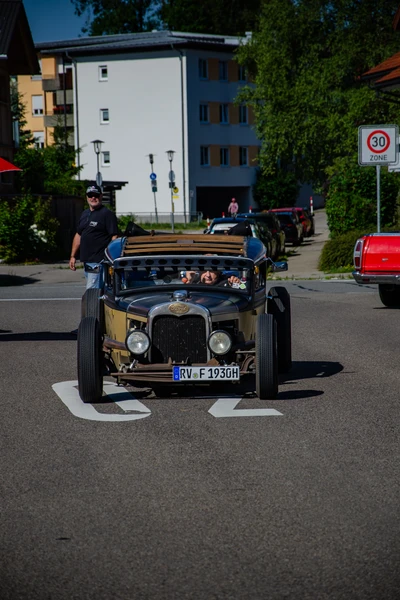 Oldtimer-Fahrzeug bei American-Dream-V8 Treffen in Lindenberg