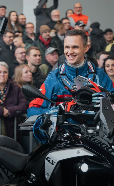 Ehemaliger Supermoto Weltmeister auf der Motorradwelt 2026 Messe in Friedrichshafen