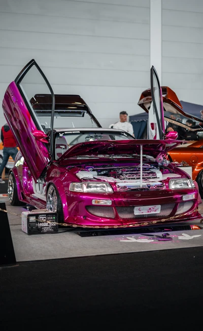 Tuning World Bodensee 2026: Purer Fahrzeugumbau in pinkem Design