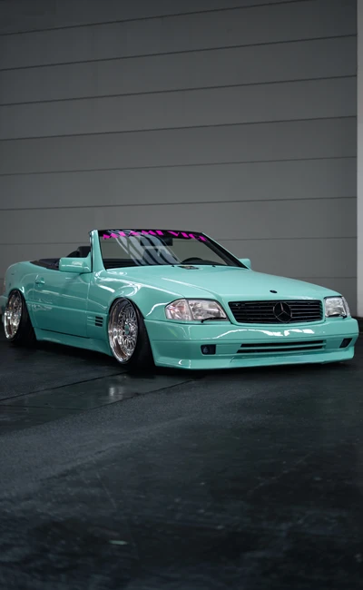 Mercedes-Benz SL 500 Cabriolet in mintgr&uuml;n auf der Tuning World Bodensee 2026