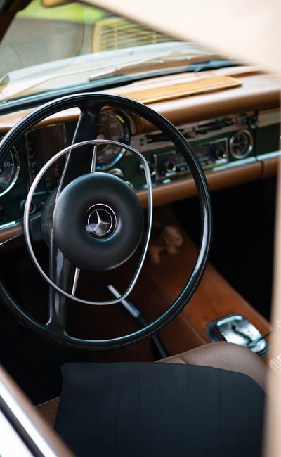 Mercedes-280-SL-1970-L013