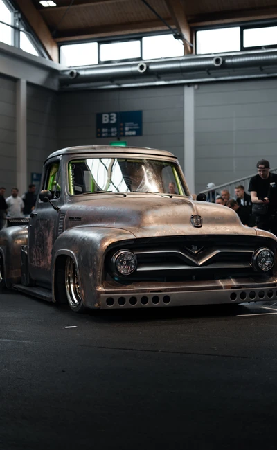 Oldtimer Pickup-Truck auf der Tuning World Bodensee 2026 in Friedrichshafen