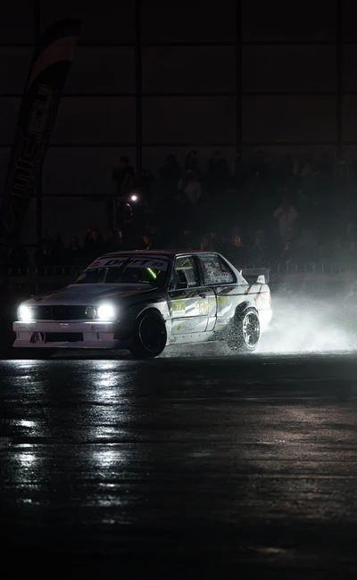 Driftshow mit einem Fahrzeug bei der Tuning World Bodensee 2026