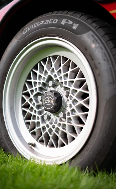 Lotus-Esprit-Turbo-HC-1987-L016