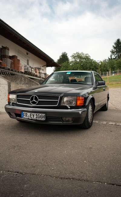 Mercedes-Benz S-Klasse, schwarz, Aufnahme w&auml;hrend der 10. Spa&szlig;rallye Bodensee 2026