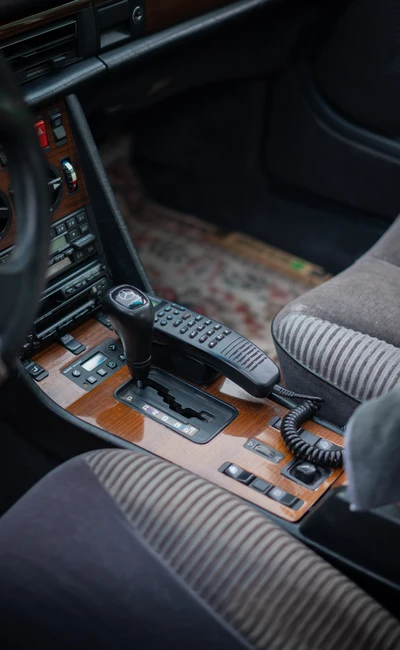 Mercedes-S-Klasse-W126-1983-L020