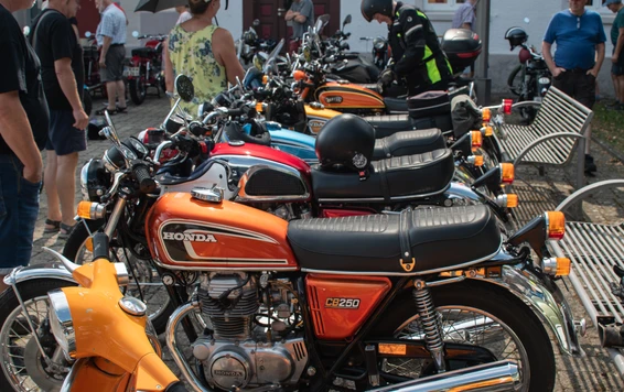 obereisenbach-oldtimertreffen-zweiraeder02