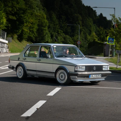 VW-Einfahrt-schräg
