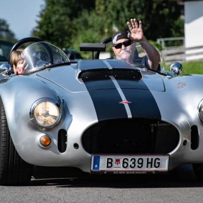 Cobra-427