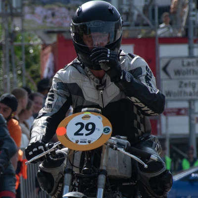 motorradfahrer-m017
