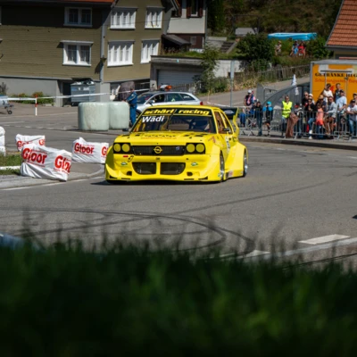 Opel-L042