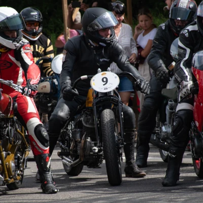 motorradfahrer-m010