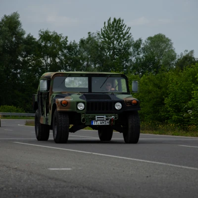 Hummer-Fahrend