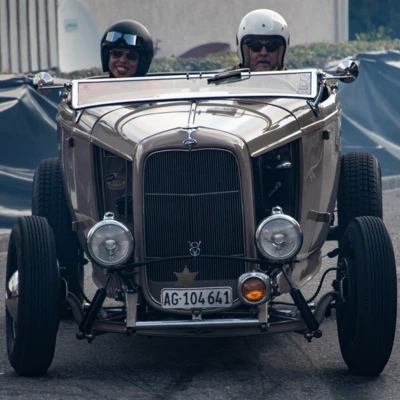 ford-roadster-m001