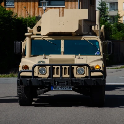 Hummer-Beige