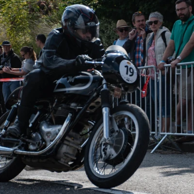 motorrad-m012b