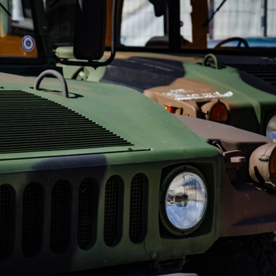 2-Hummer-Closeup