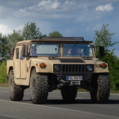Hummer Messestraße