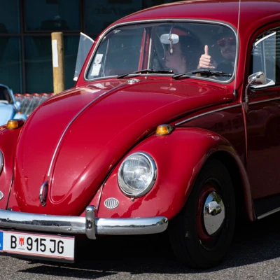 VW-Kaefer-rot