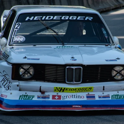 bmw320-m001