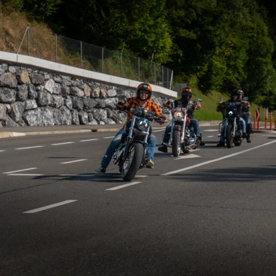 Harley-Einfahrt