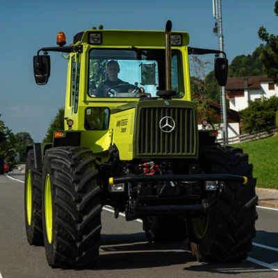 MB-Truck-Close