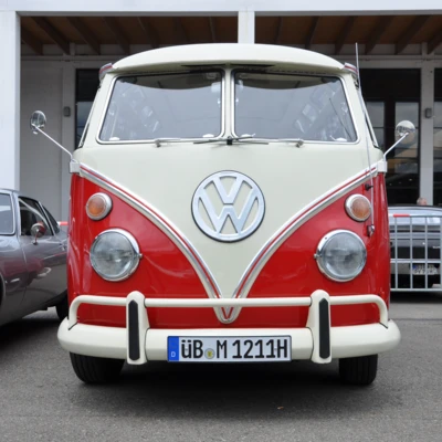 vwBusFront